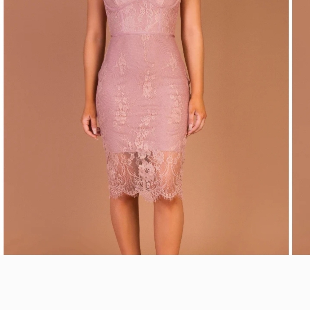 VENUS Lace Mini Dress in Blush Pink
